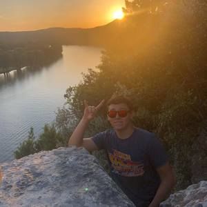 Meet your Posher, James